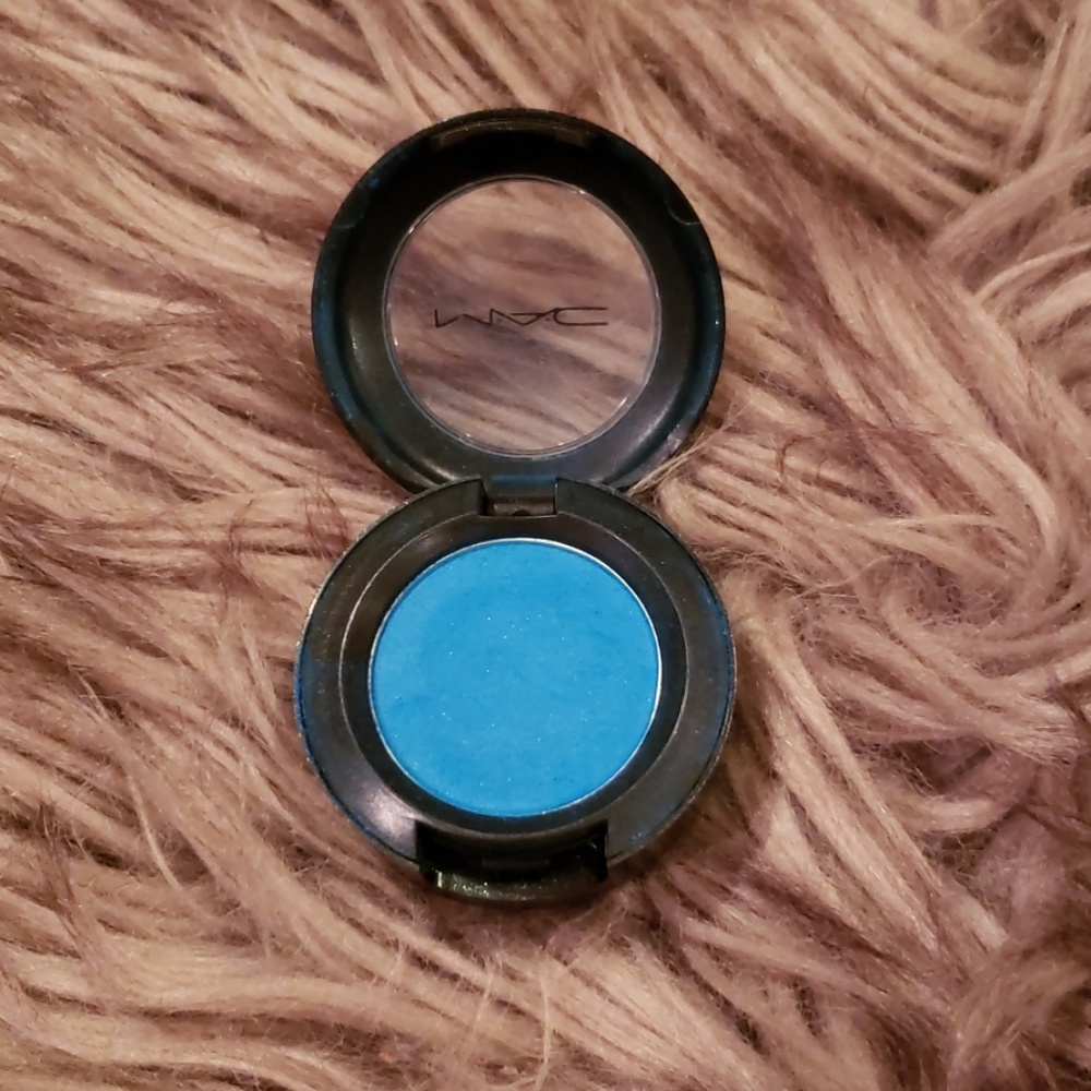 Mac eyeshadow